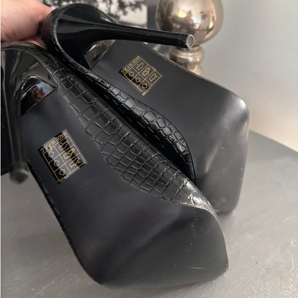 Black Croc-Embossed Pointed-Toe Pumps - Picture 3 of 3